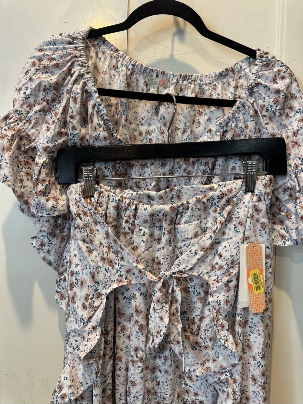 NWT Two Piece Floral Girls Set